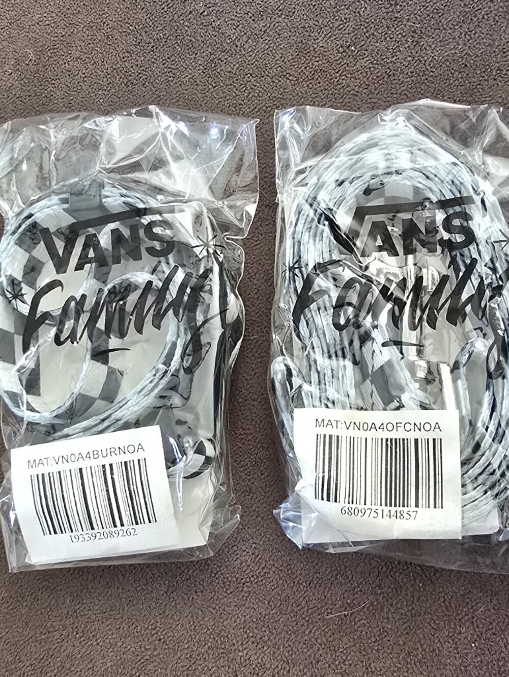 Vans Black & White Checkerboard Dog Leash Set